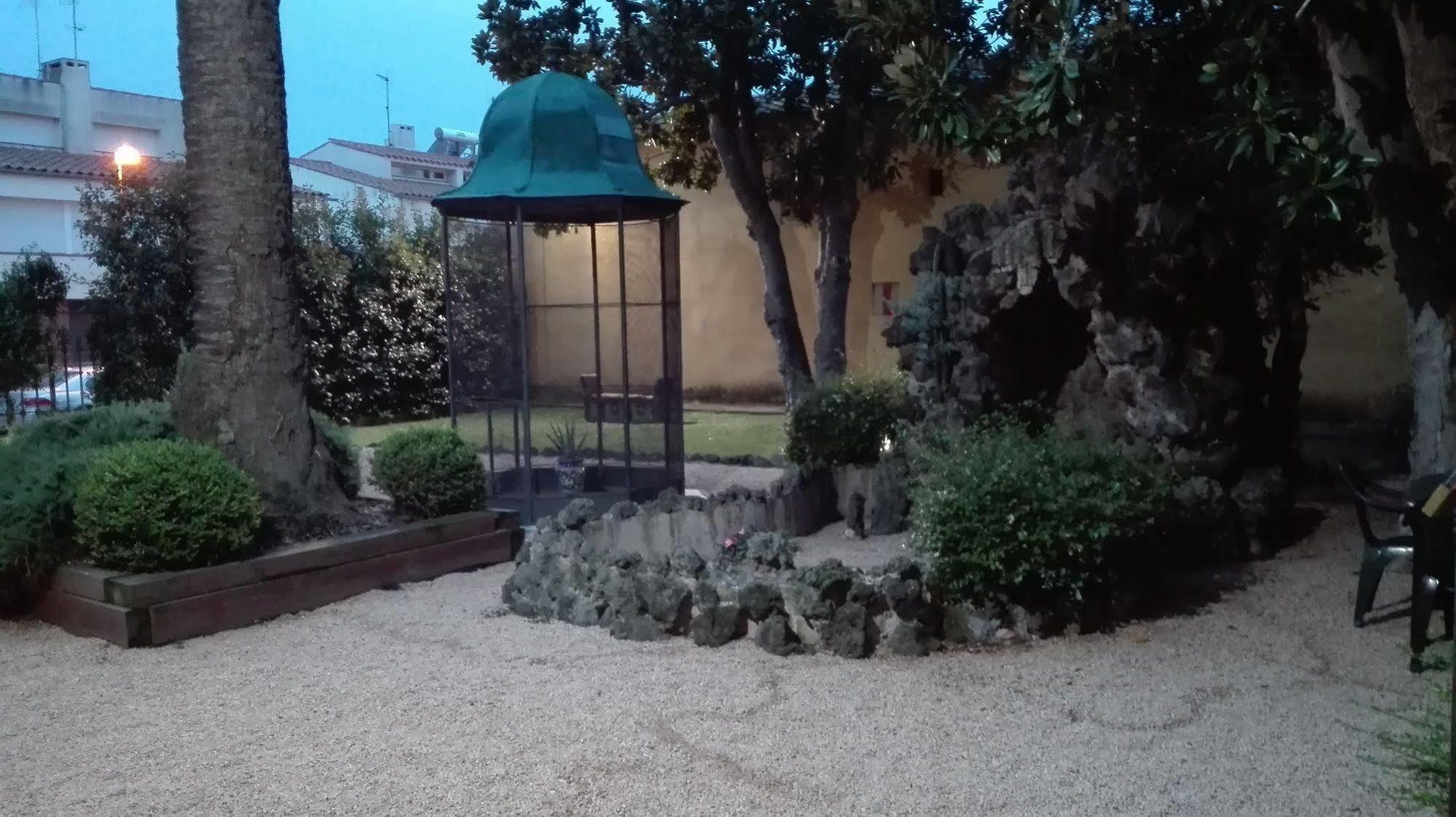 Aparthotel Can Gallart Santa Coloma De Farners Exterior photo